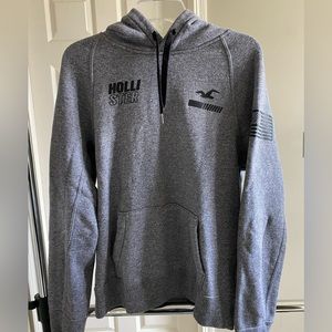 Hollister men’s sweatshirt